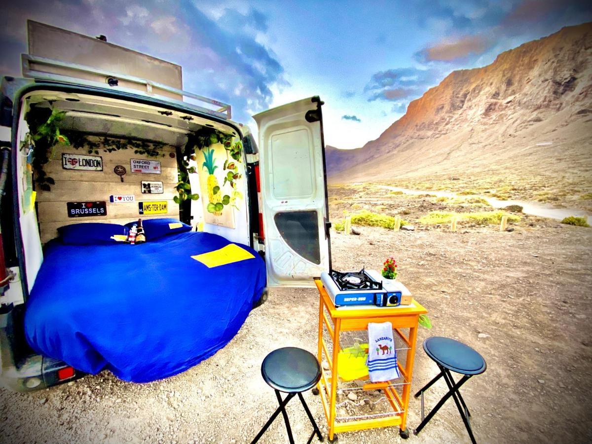 Marabu Vacacional Hotel Famara Eksteriør billede